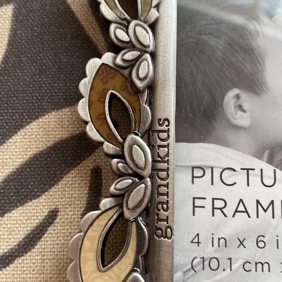 Picture frame - Picture 5 of 7